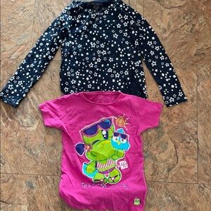 Bundle of 2 tops size 6.